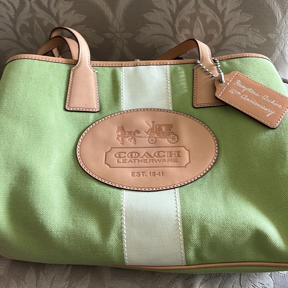 COACH Like New Hampton Archive 10th Anniversary Bag - Picture 2 of 13